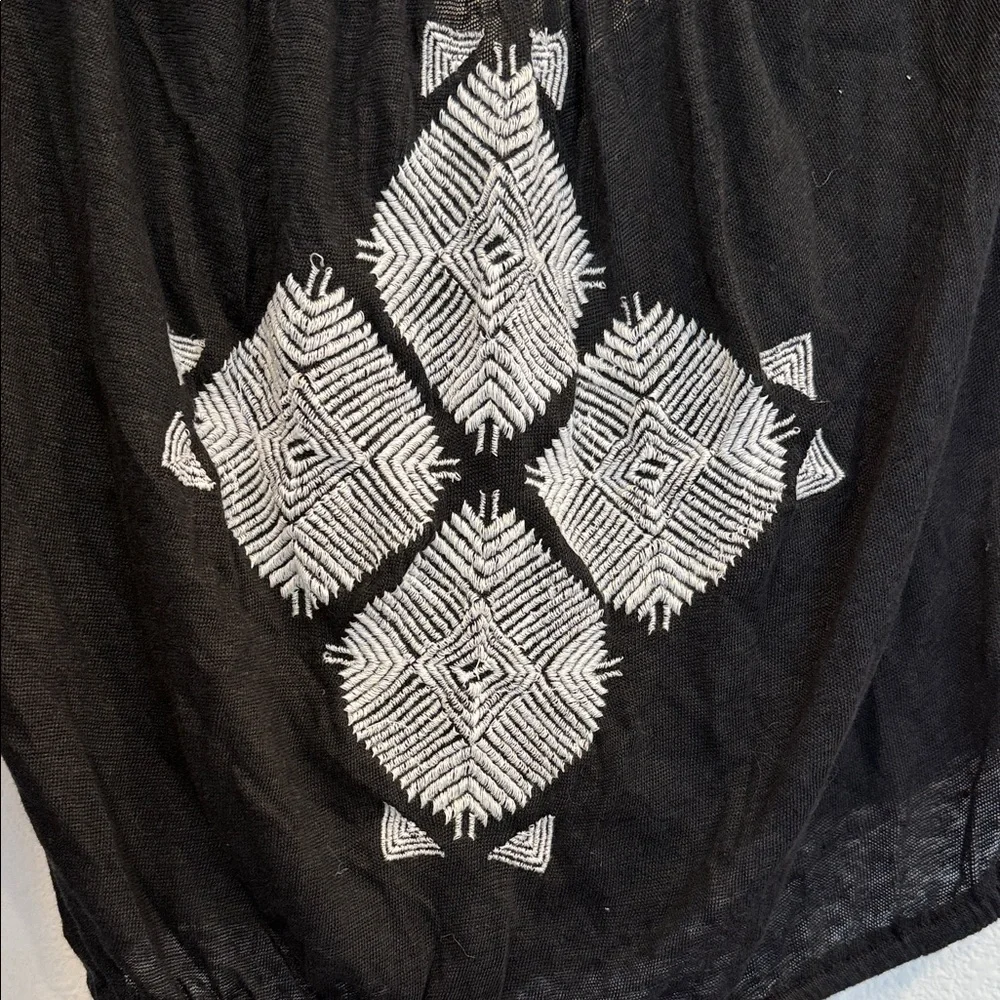 Free People Black Blouse with White Pattern - Picture 5 of 6